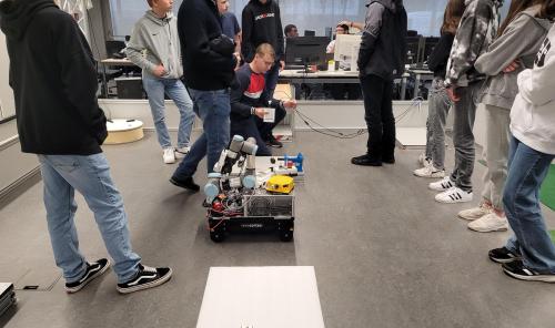 Exkursion der JIA zur FH 23.11.22